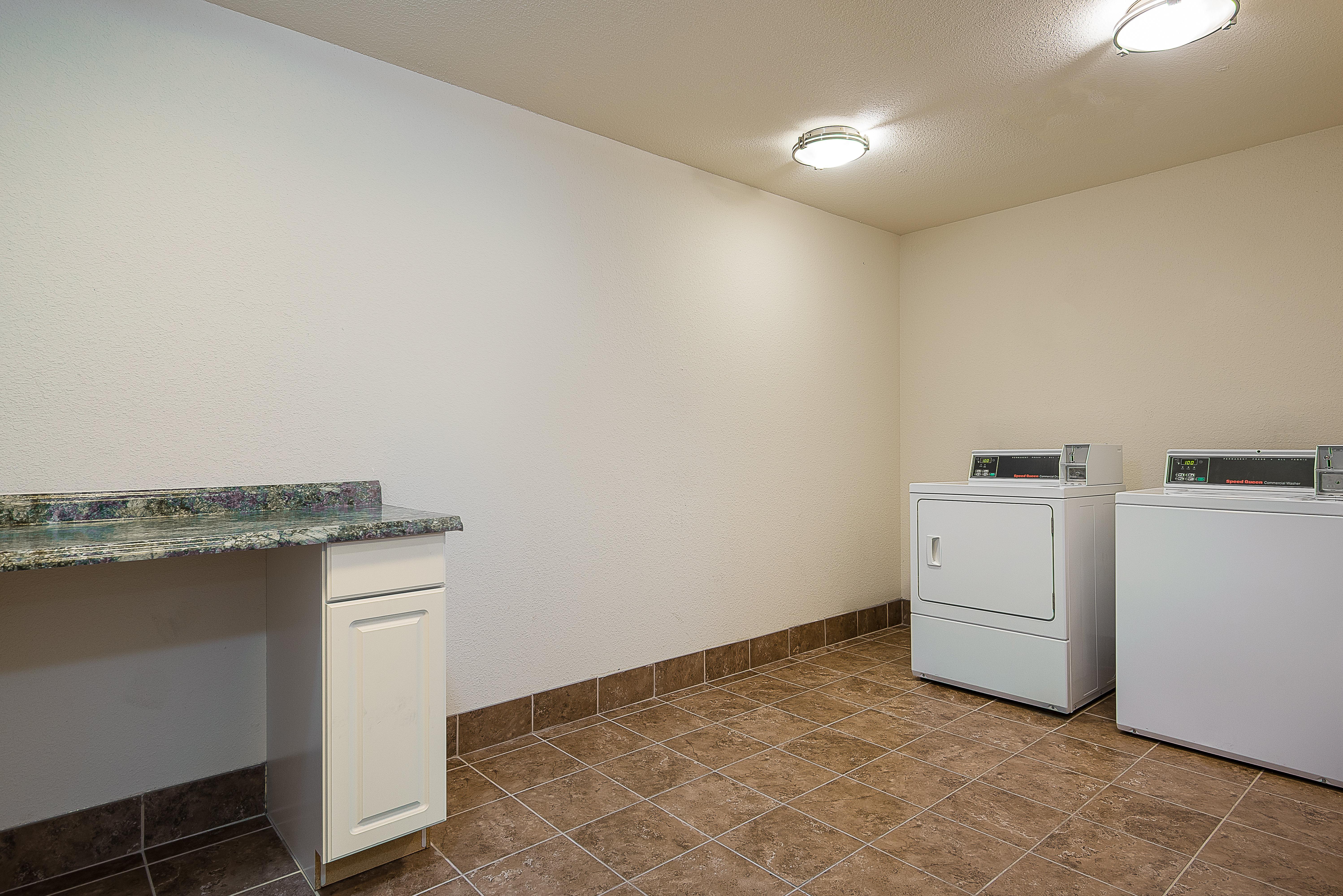 Holiday Inn Express And Suites Lafayette East By Ihg Buitenkant foto