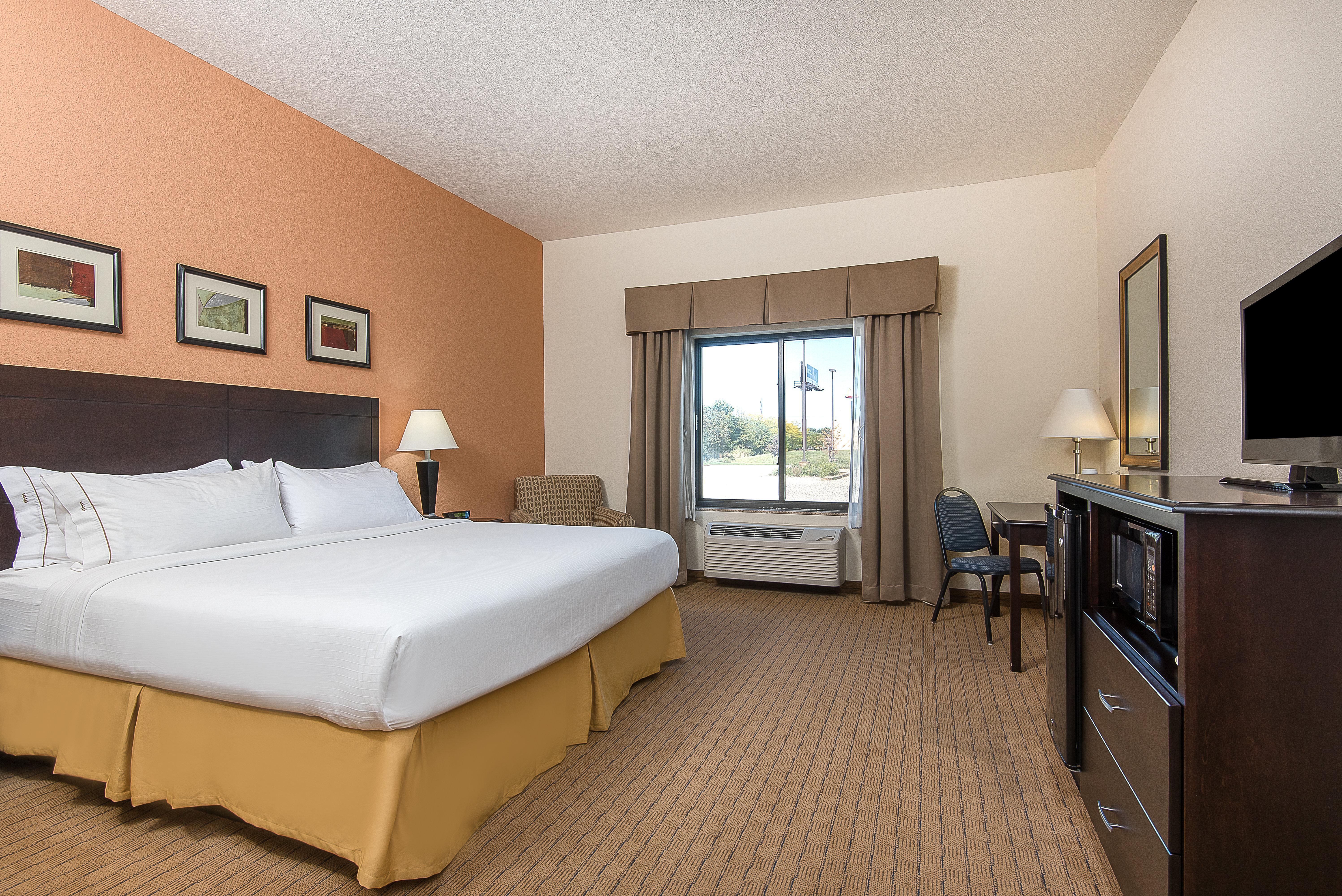 Holiday Inn Express And Suites Lafayette East By Ihg Buitenkant foto