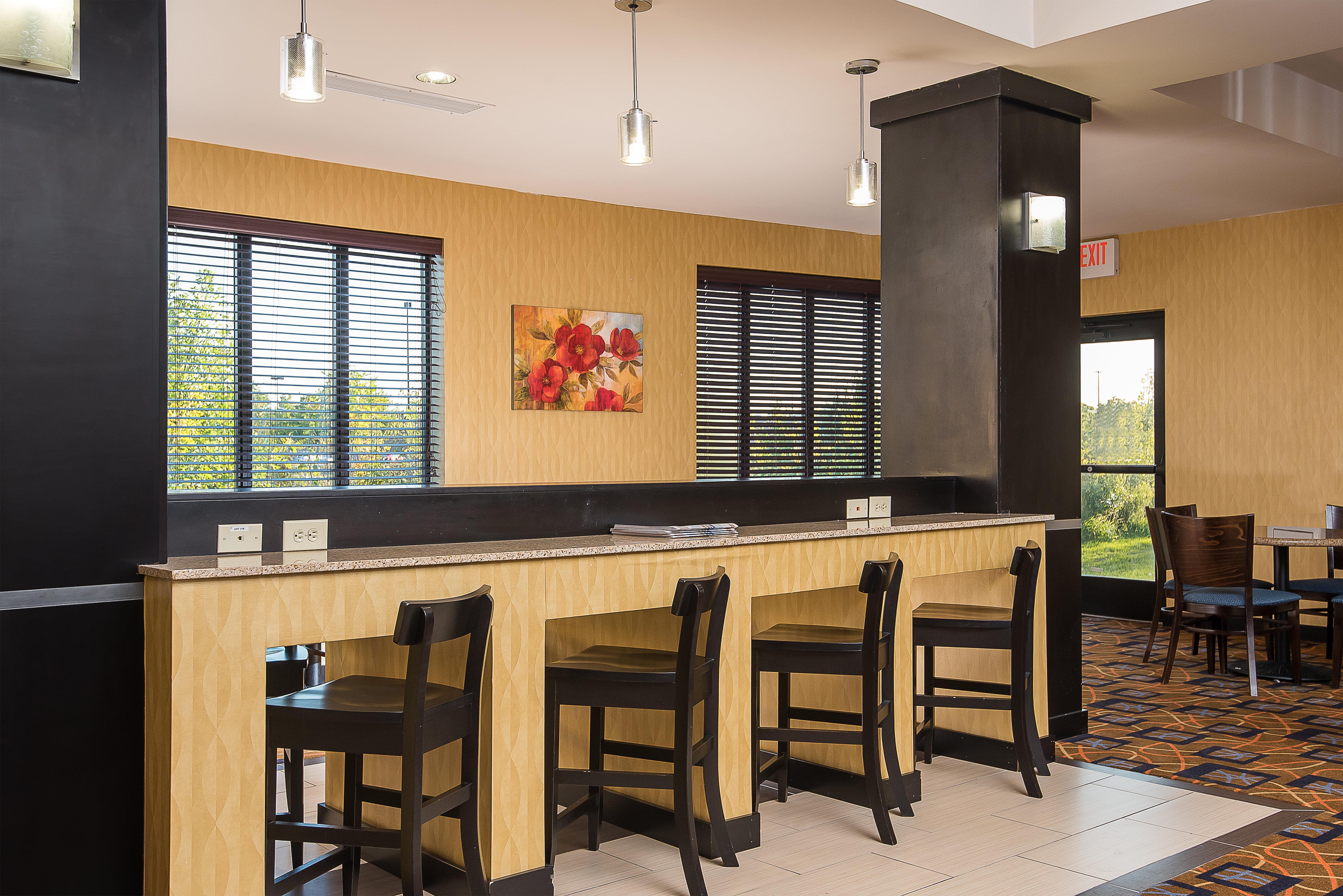 Holiday Inn Express And Suites Lafayette East By Ihg Buitenkant foto