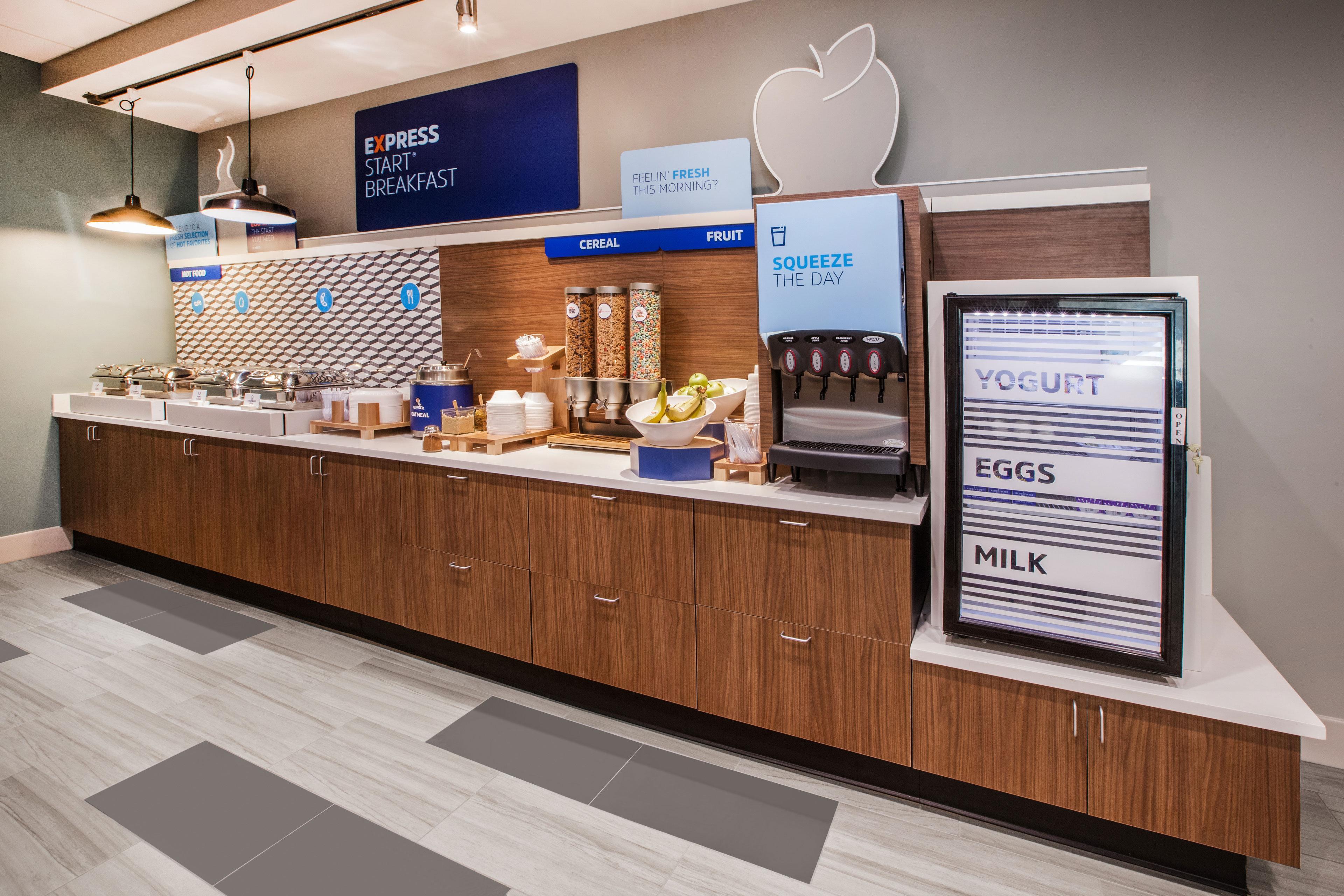 Holiday Inn Express And Suites Lafayette East By Ihg Buitenkant foto