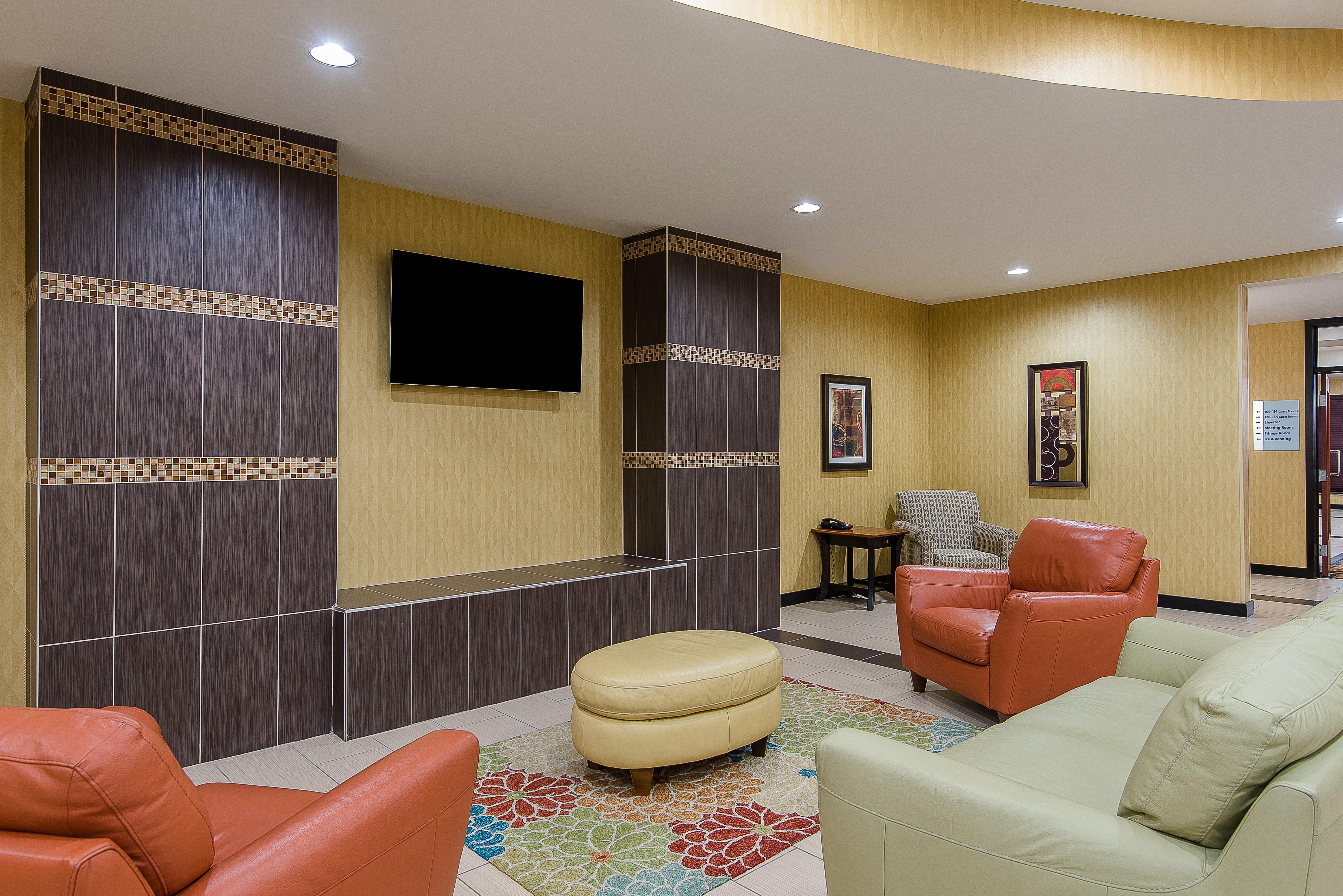 Holiday Inn Express And Suites Lafayette East By Ihg Buitenkant foto