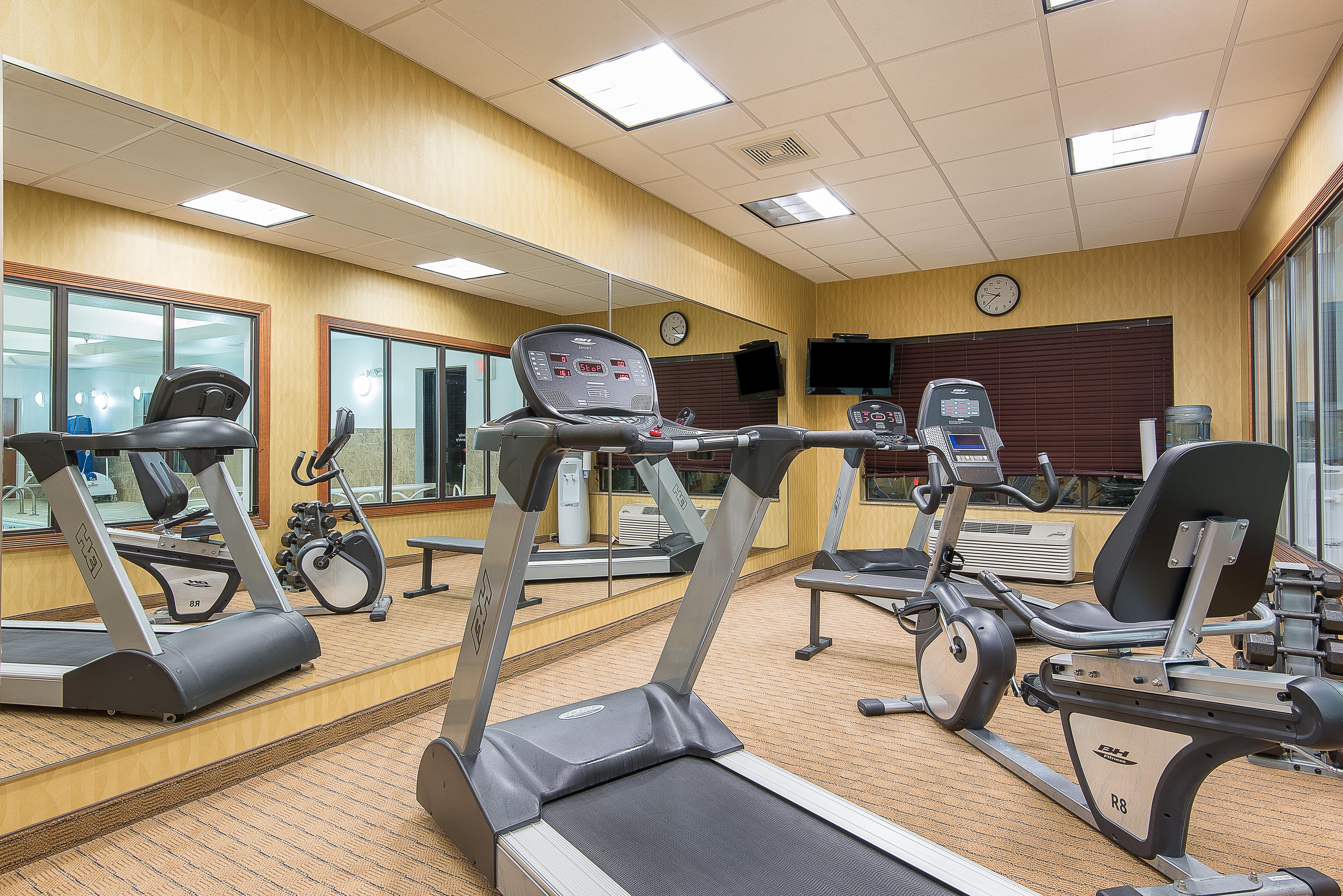 Holiday Inn Express And Suites Lafayette East By Ihg Buitenkant foto