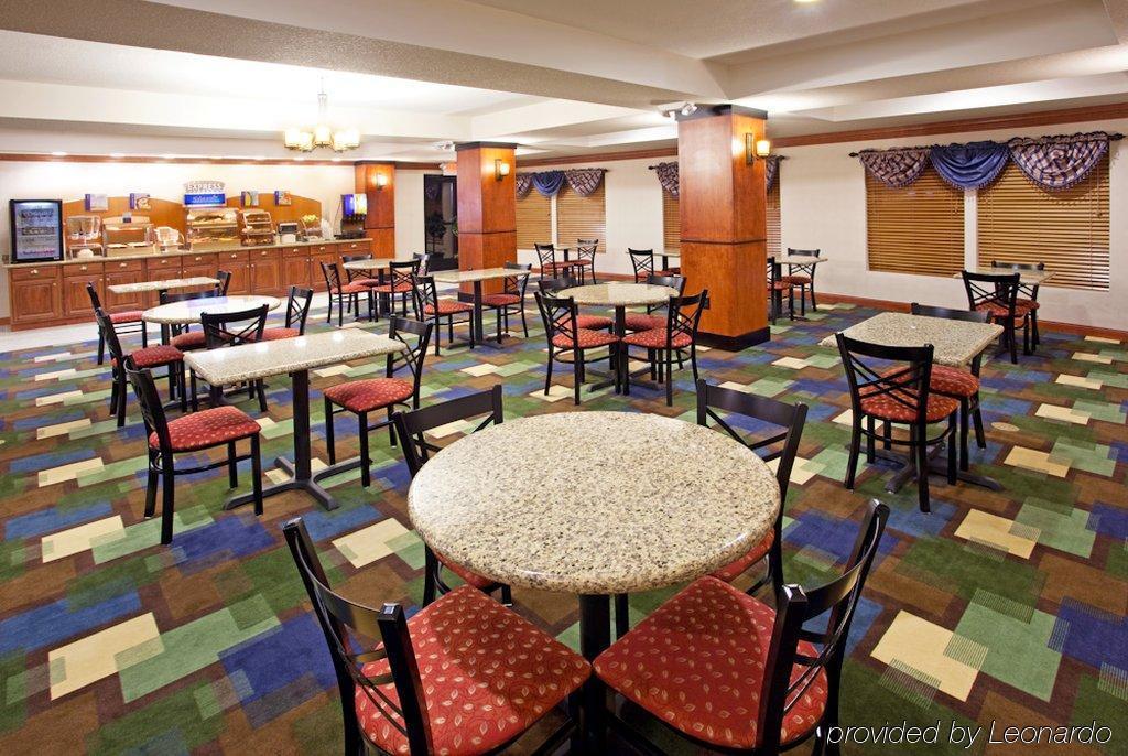 Holiday Inn Express And Suites Lafayette East By Ihg Buitenkant foto